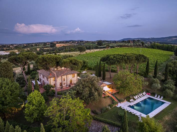Villa für 16 Personen, mit Whirlpool und Garten sowie Ausblick