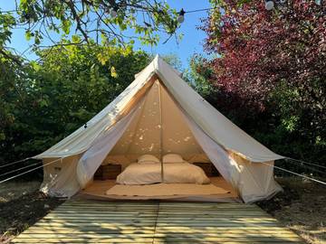 Tente pour 2 personnes, avec jardin en Charente-Maritime
