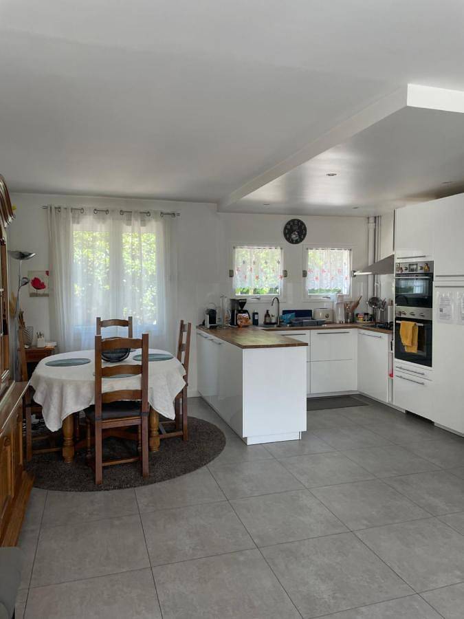 Location de vacances pour 6 personnes, avec jardin à La Celle-Saint-Cloud - 3