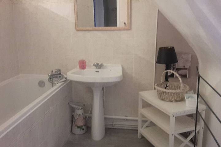 Location de vacances pour 5 personnes, avec sauna ainsi que jardin et piscine à Primelin - 4