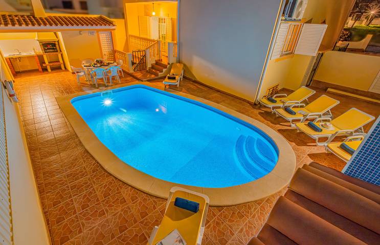 Location de vacances pour 10 personnes, avec balcon à Guia - 2