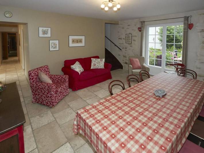 Luxuriöses Ferienhaus bei Beaune, Sauna, Fitness, Haustiere erlaubt, Wifi, Garten in Vignoles, Beaune und Umgebung