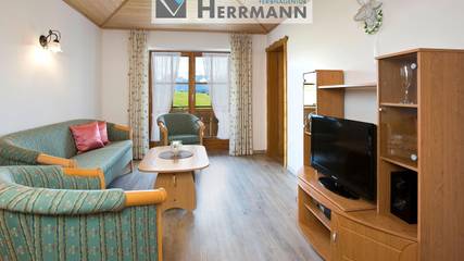 Bauernhof für 3 Personen, mit Ausblick und Seeblick sowie Balkon am Forggensee