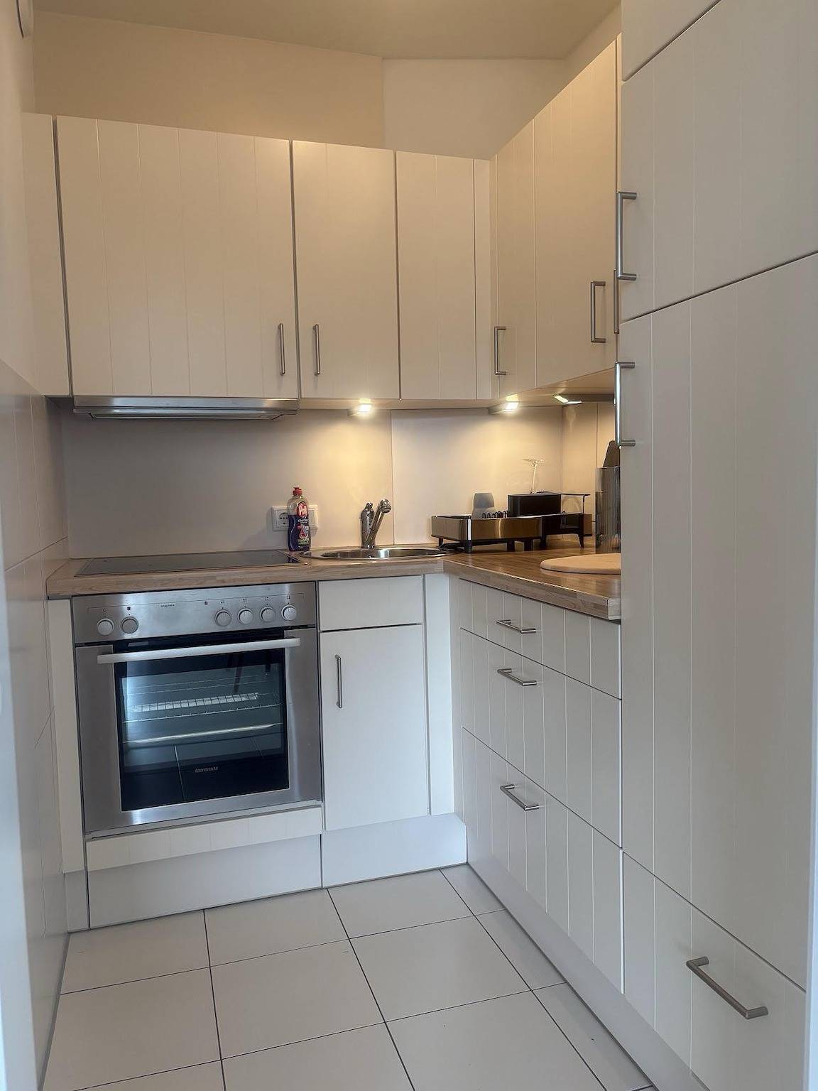 Hel ferielejlighed, Ferienwohnung Lykke Sandwighof in Glücksburg, Flensborg Fjord