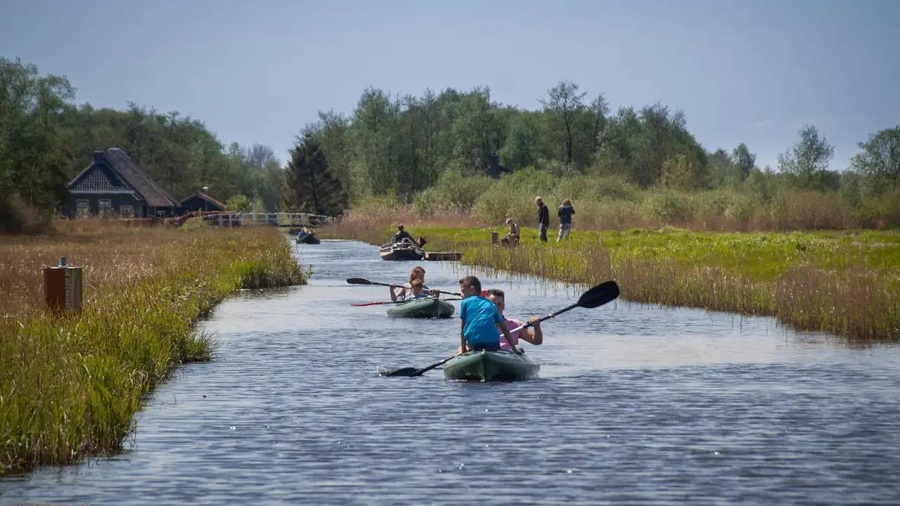 Ferienhaus für 4 Personen (50 m²) in Scherpenzeel in Nationalpark Weerribben-Wieden