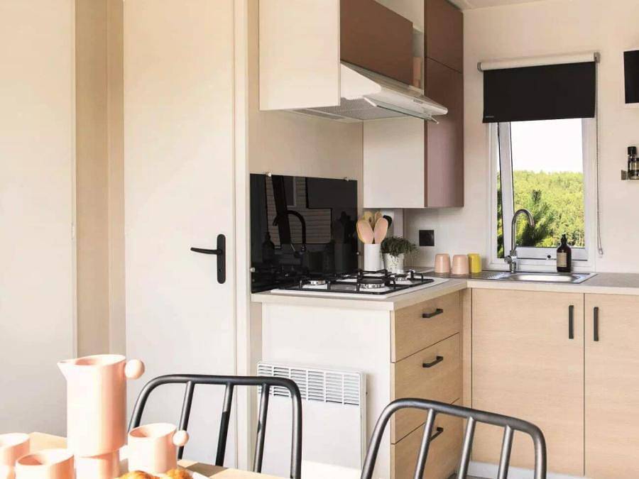 Camping Tikayan Saint Clair - Mobilhome 6 personnes - Mobil-home Montana Confort 3 Pièces 4/6 Personnes Climatisé + Tv in Moustiers-Sainte-Marie, Parc naturel régional du Verdon