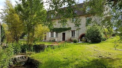 Chambre d’hôte pour 2 personnes, avec vue et jardin à Bazainville