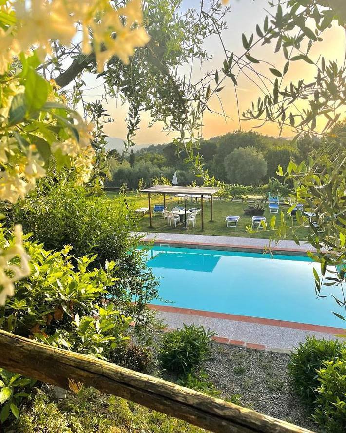 B&b per 2 persone, con Terrazza e Giardino nonché Piscina e Panorama a Capannori