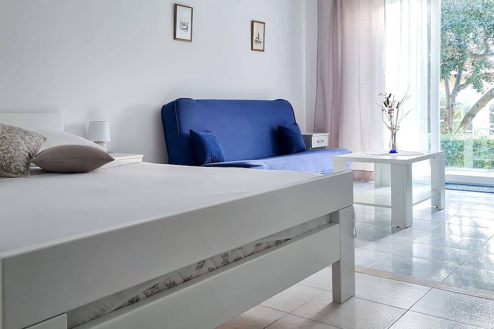 Villa Klara - Ferienhaus mit Terrasse, Pool und Meerblick in Viganj, Peljesac