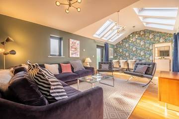 Holiday Home for 8 People in Holt, Norfolk, Photo 4