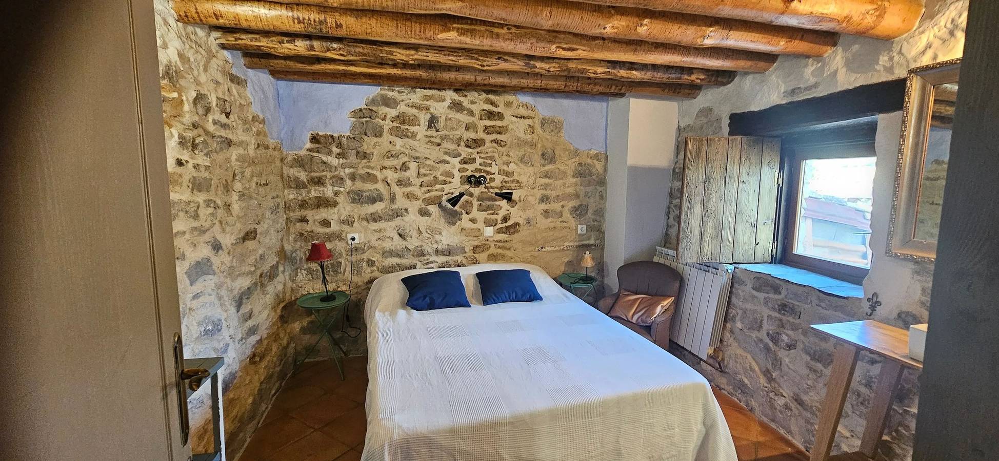 Casa amplia en Paúles de Sarsa, 1000 m², piscina in Paules de Sarsa, Aínsa