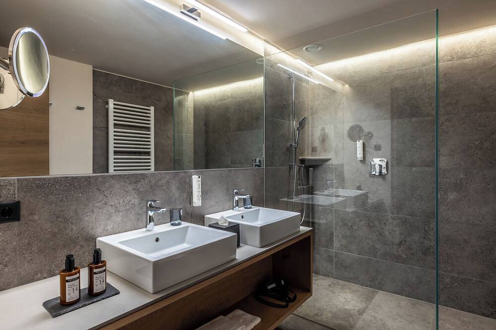 Ganze Wohnung, Apartment 1 mit Schwimmbad- und Saunabenutzung in Burgeis, Mals