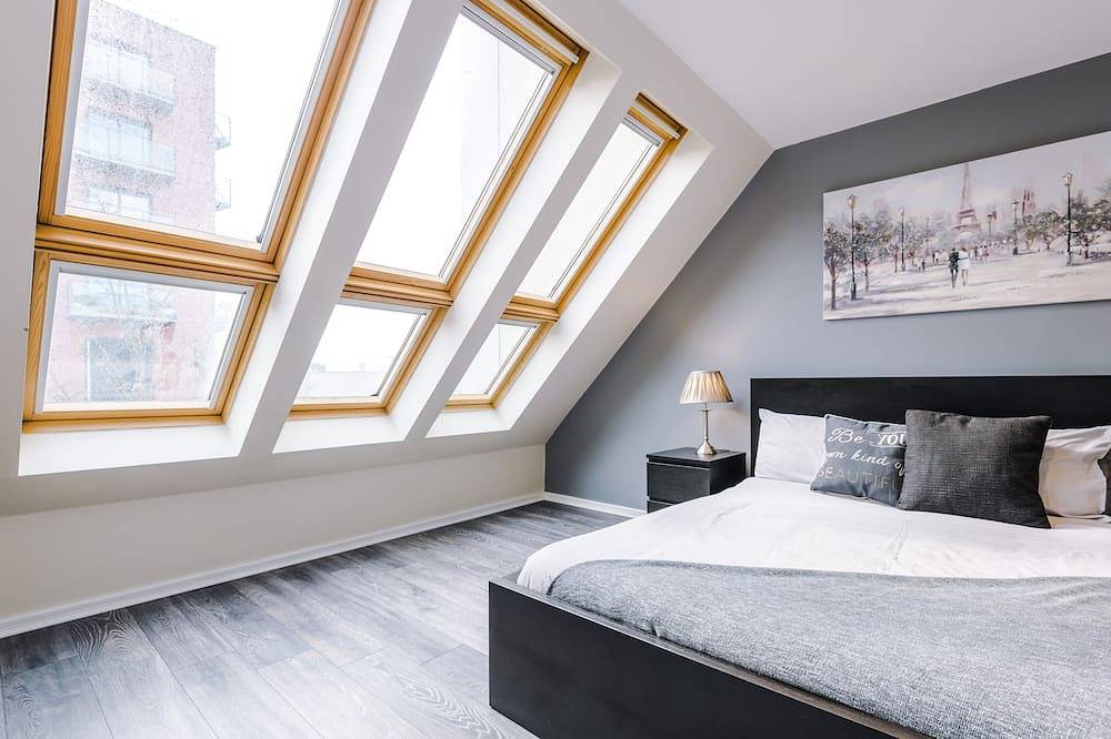 Bright & Modern Town House 5 Beds, Close To City & Universities in Greater Manchester