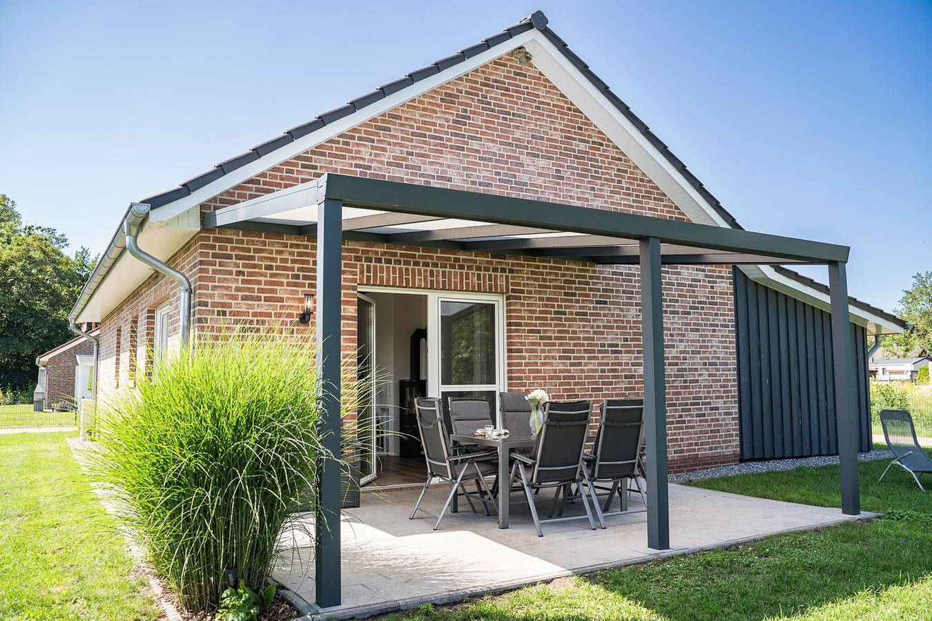 Küstenbrise – hundefreundliches Ferienhaus mit Sauna an der Nordseeküste in Sehestedt (Jade), Jade