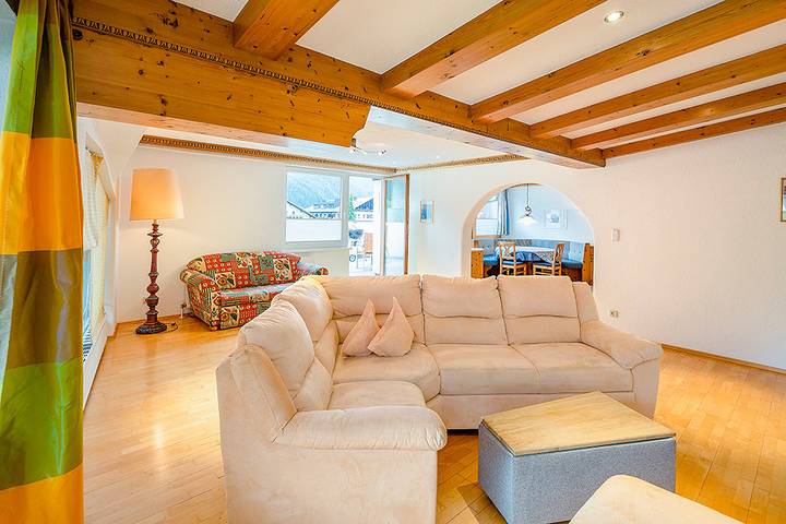 Gîte pour 11 personnes, avec balcon à Oetz - 3