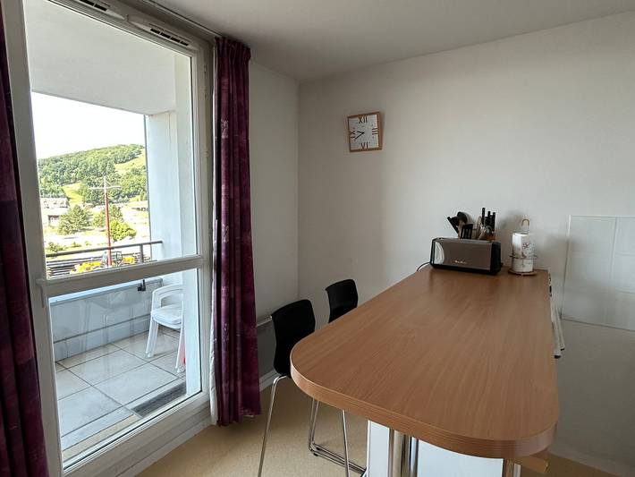 Chalet pour 6 personnes, avec balcon dans Super Besse - 3