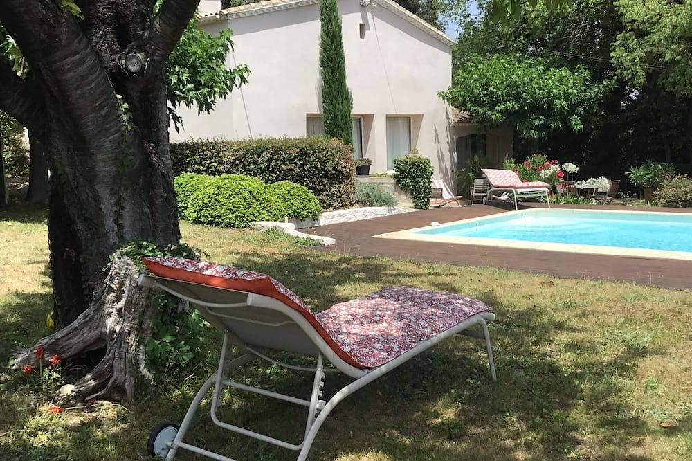 House with authentic charm, five minutes walk from the center in Montferrier-sur-Lez, Montpellier region