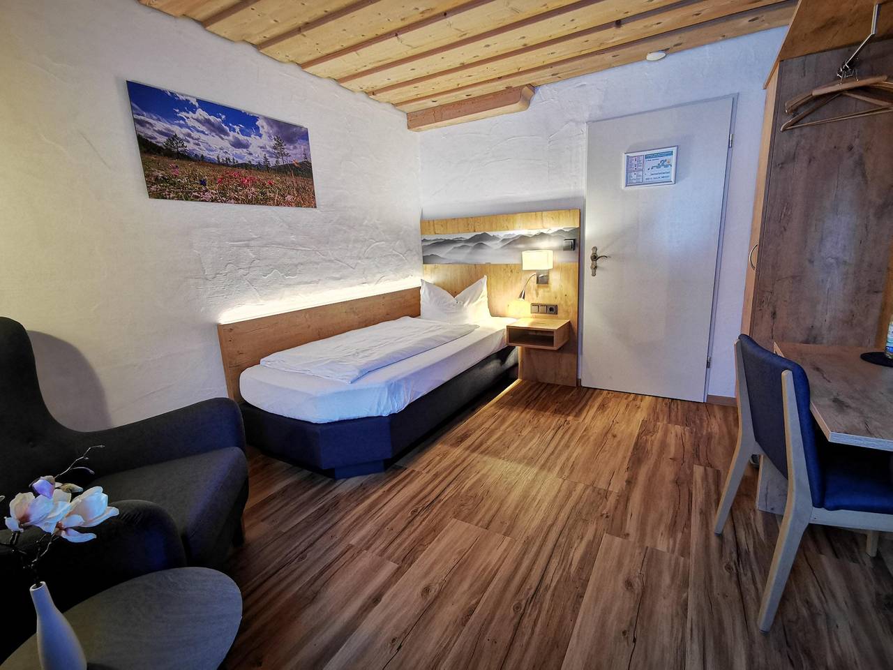 Einzelzimmer mit Dusche, Wc in Wallgau, Walchensee