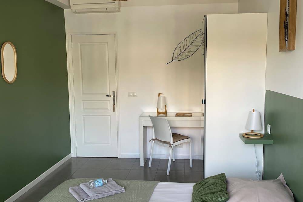 Hel lejlighed, Ferielejlighed for 7 personer med balkon in Juan-les-Pins, Antibes