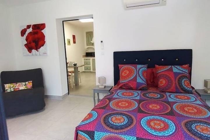 Apartamento entero, Gite D'Emma En Provence 2 People And 1 Child in Camaret-sur-Aigues, Vaucluse