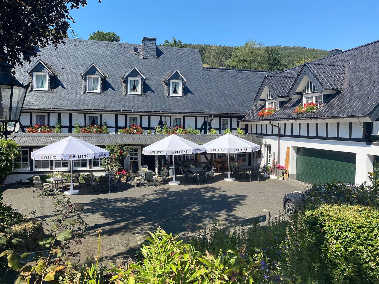 Ganze Wohnung, Ferienwohnung Dorfblick mit großem Balkon und einem wunderschönen Ausblick in Lennestadt, Sauerland