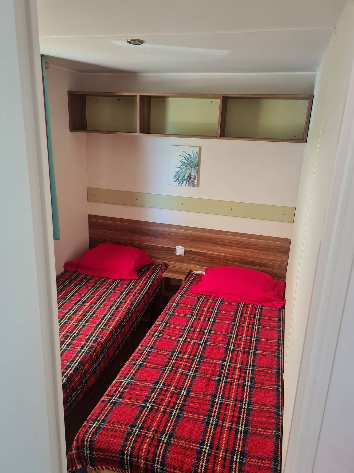 Comfortabele bungalow in Angles met zwembad in Angles, Vendée