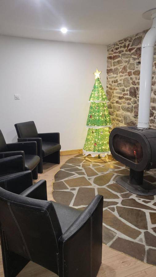 Gîte pour 2 personnes, avec terrasse et jardin à La Grée-Saint-Laurent - 2