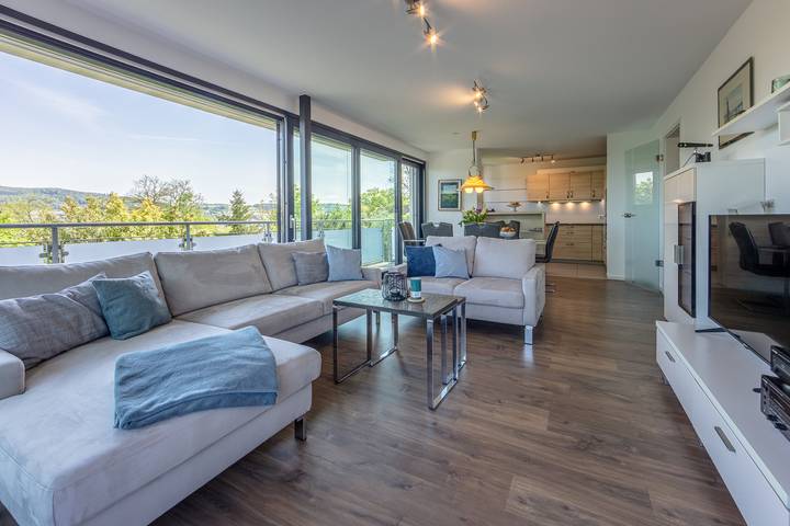 Ganze Ferienwohnung, Ferienwohnungen Konrad und Konny - Ferienwohnung Konrad im Og, 100 qm, 2 Schlafzimmer, Balkon, max. 4 Personen in Gaienhofen, Untersee