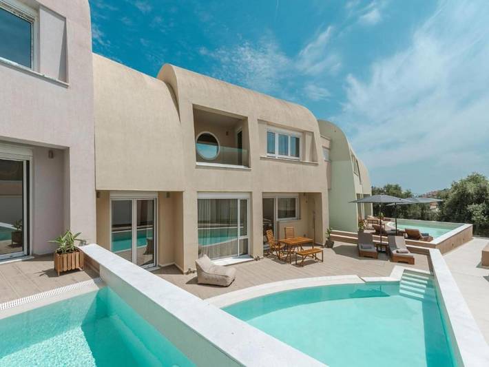 Ferienhaus für 6 Personen, mit Balkon/Terrasse und Balkon sowie Terrasse und Garten