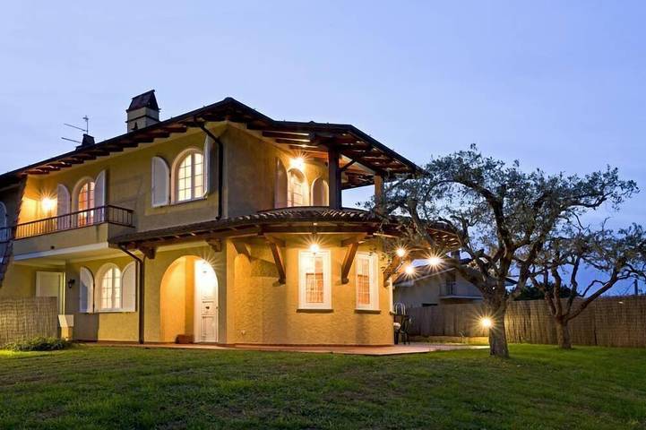 Ferienhaus für 4 Personen, mit Garten und Terrasse