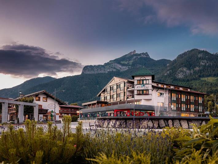 Hotel für 2 Personen, mit Balkon und Terrasse sowie Sauna und Seeblick in Maurach