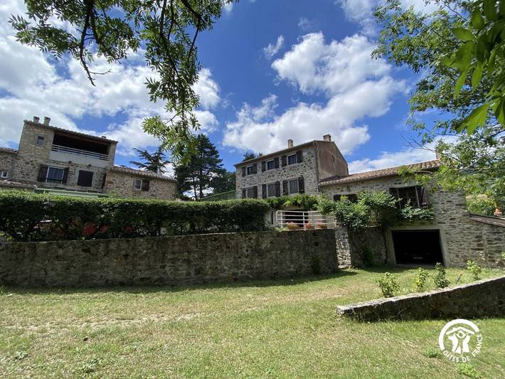 Gîte pour 4 personnes, avec piscine et terrasse à Bouisse - 3