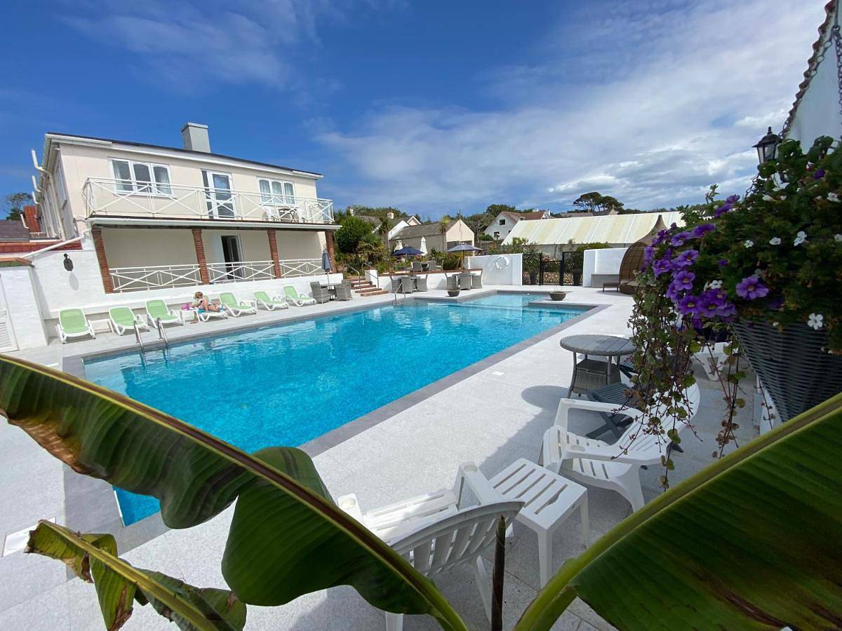 One-Bedroom Apartment in Guernsey