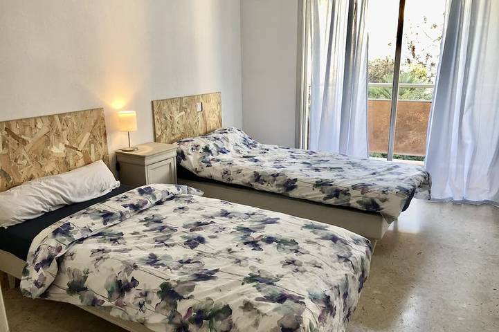 Gîte pour 6 personnes, avec balcon et piscine, animaux acceptés dans Le Mourillon - 3