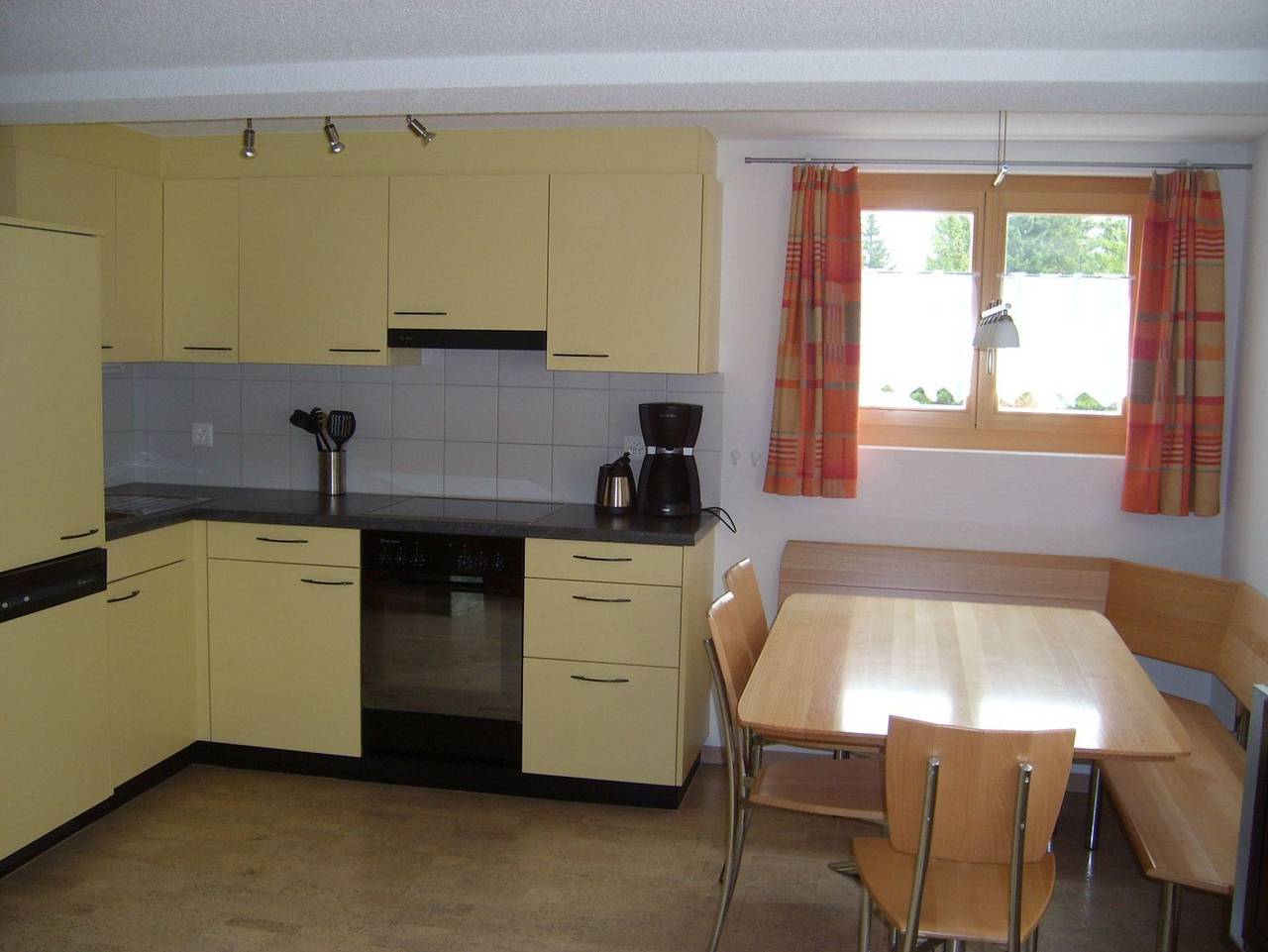 Ganze Ferienwohnung, Chalet Vrenali - Ferienwohnung C (4 Betten/3 Zimmerwohnung) in Vaz/Obervaz, Plessur Alpen