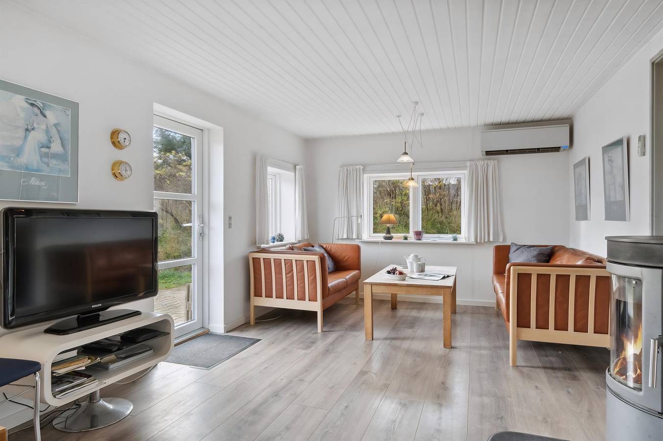 Nice home in Fjerritslev w/ 5 Bedrooms, Sauna and Wifi in Thorup Strand, Jammerbugt