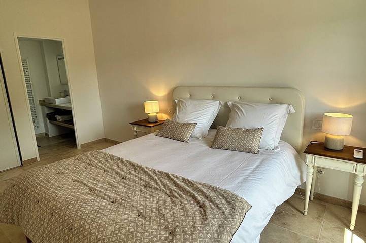 Location de vacances pour 8 personnes, avec piscine à Vacqueyras - 3