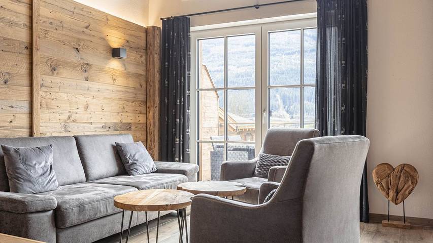 Vakantiehuis voor 8 personen, with sauna and terras as well as tuin in Uttendorf