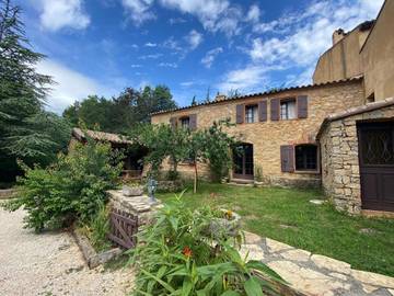 Gîte pour 10 personnes, avec jardin ainsi que vue et vue sur le lac à Camps-sur-l'Agly