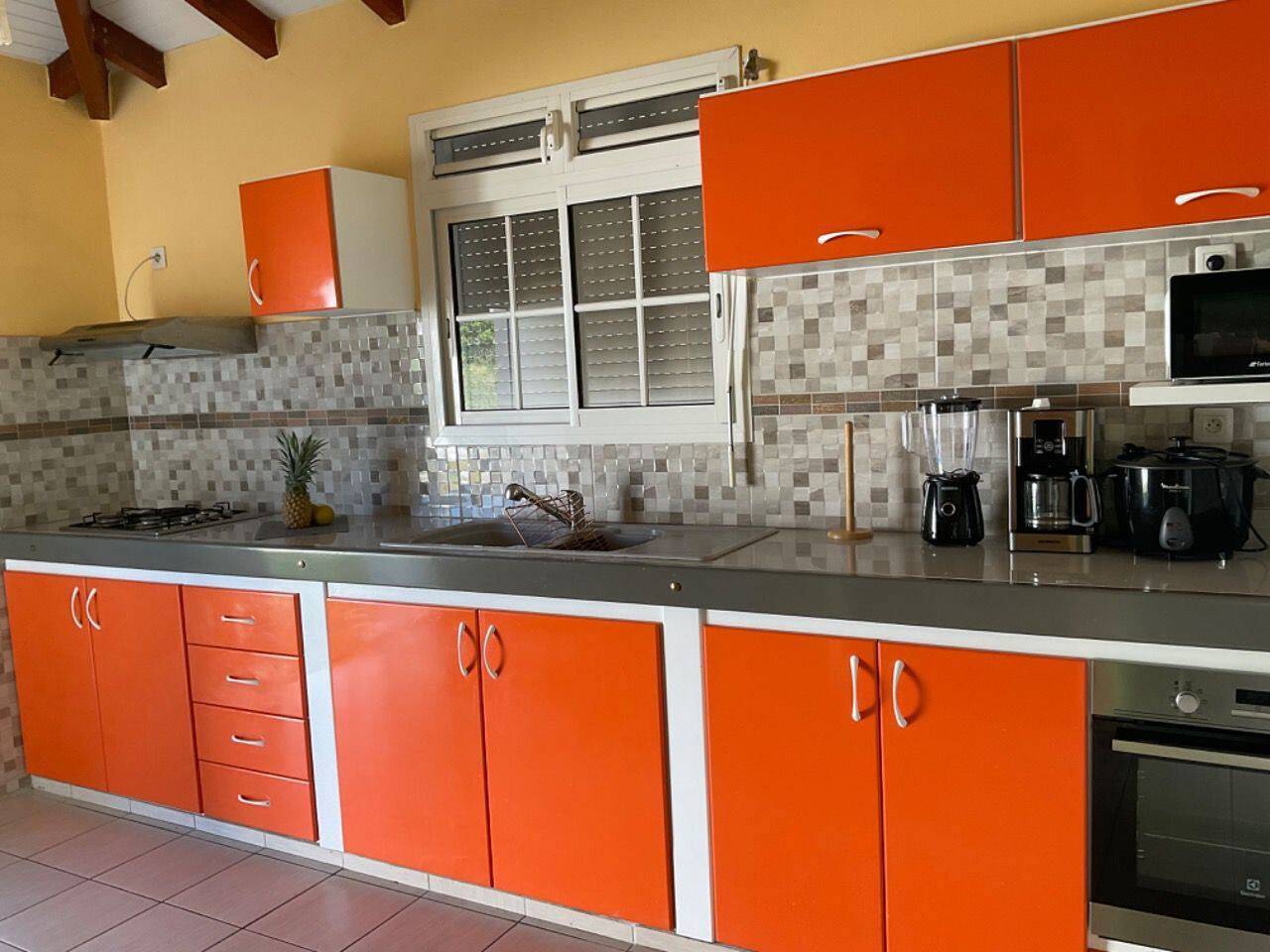 Casa elegante en Le Moule con terraza soleada in Le Moule, Guadalupe