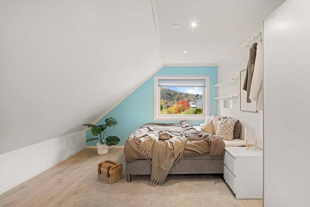 Entire apartment, A beautiful 3-bedroom apartment with stunning views and free parking in Bergen, Vestland