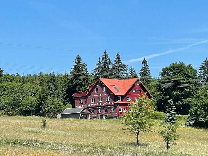 Ferienhaus für 10 Personen, mit Terrasse und Garten am Rennsteig - 2