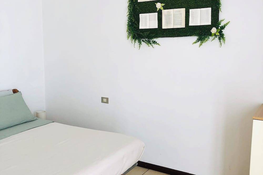 Ganze Wohnung, Casa Nonna Elide 2 is a whole apartment of 43 sq. m. in Besozzo, Lago Maggiore (Lombardei)