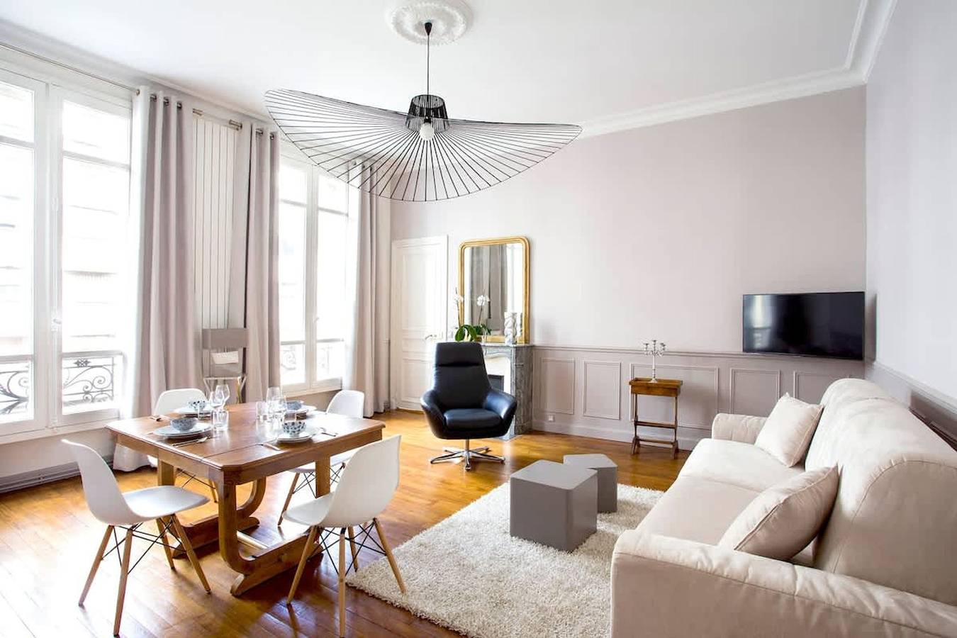 Appartement entier, Habitat Parisien -1Br 1Ba- Galeries Lafayette in Paris, Île de France