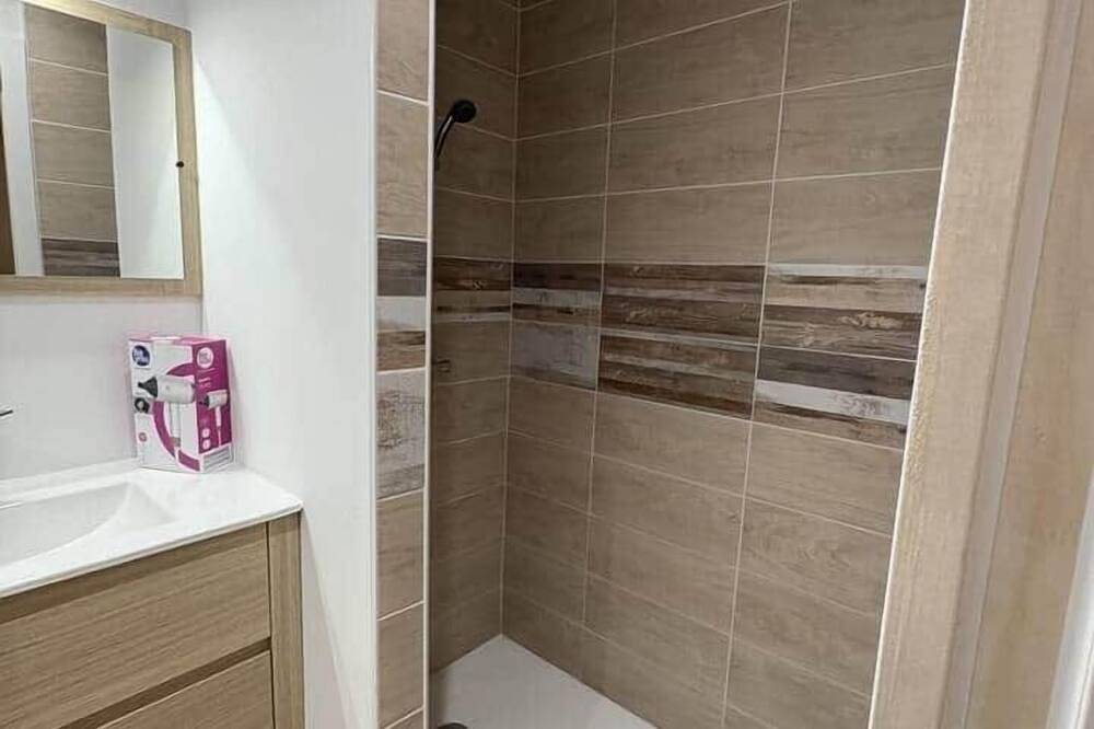 Apartamento entero, T1 bis rénové • Coin nuit • Séjour paisible in Challans, Valle del Loira