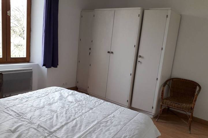Location de vacances pour 6 personnes, avec jardin et balcon à Bourdeaux - 2