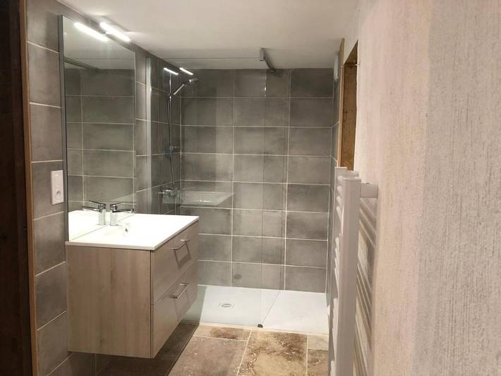 Gîte pour 2 personnes, avec jardin et piscine ainsi que terrasse et vue à Auriébat - 3