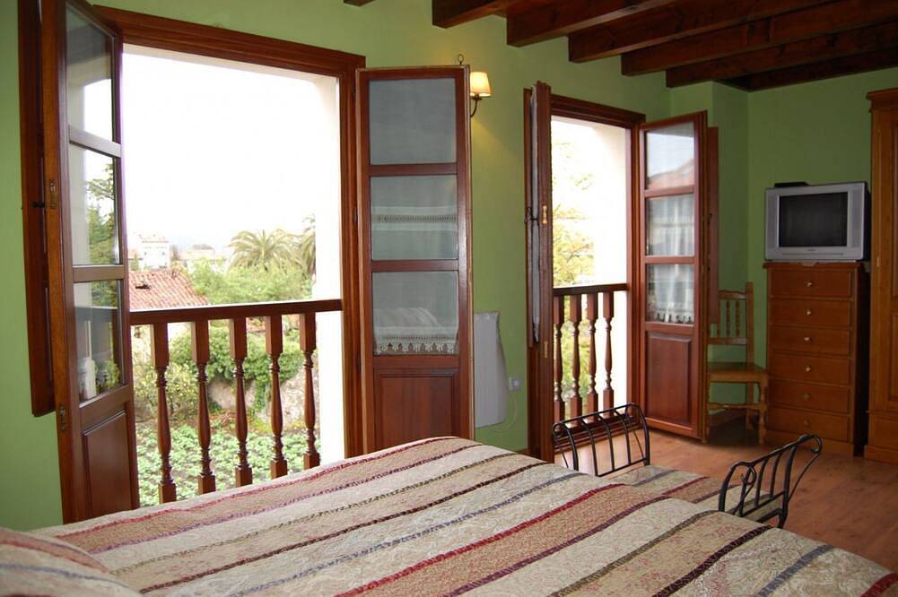 Casa Para 4 Personas En Colombres in Colombres, Ribadedeva