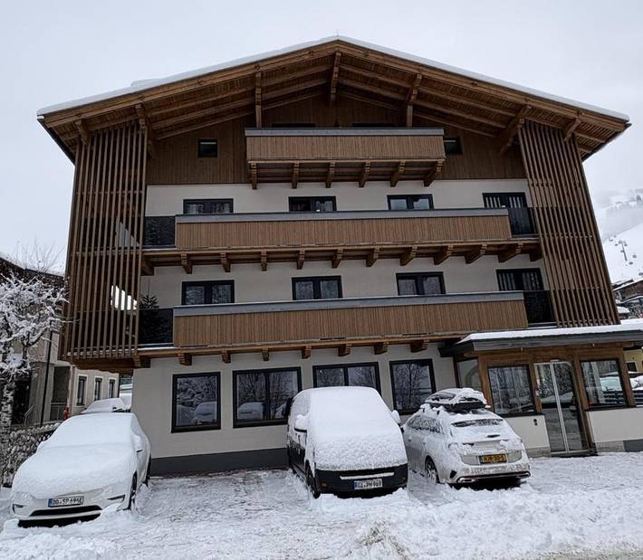 B&B für 3 Personen, mit Ausblick und Sauna sowie Balkon in Saalbach - 3