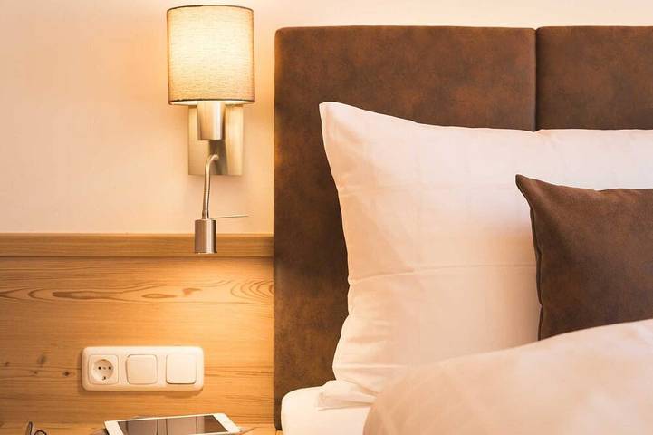Ferienhaus für 4 Personen, mit Terrasse und Garten sowie Sauna in Schattwald - 2